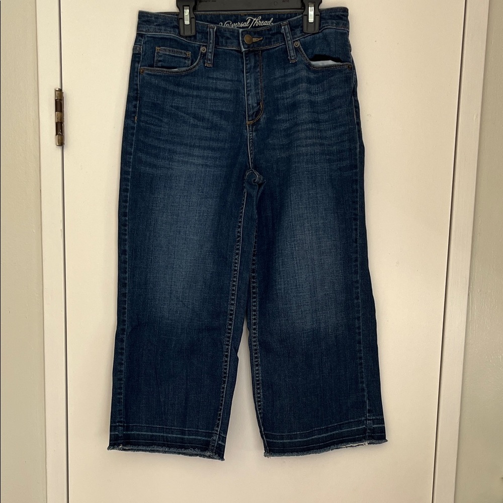 Universal Thread Women's Blue High Rise Wide Leg Crop Jeans
